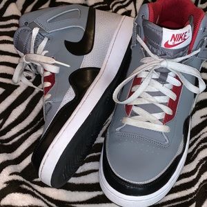 Men’s Nike Size 10